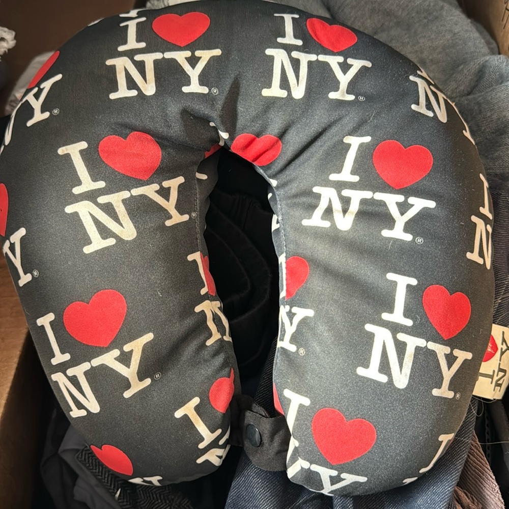 Neck pillow